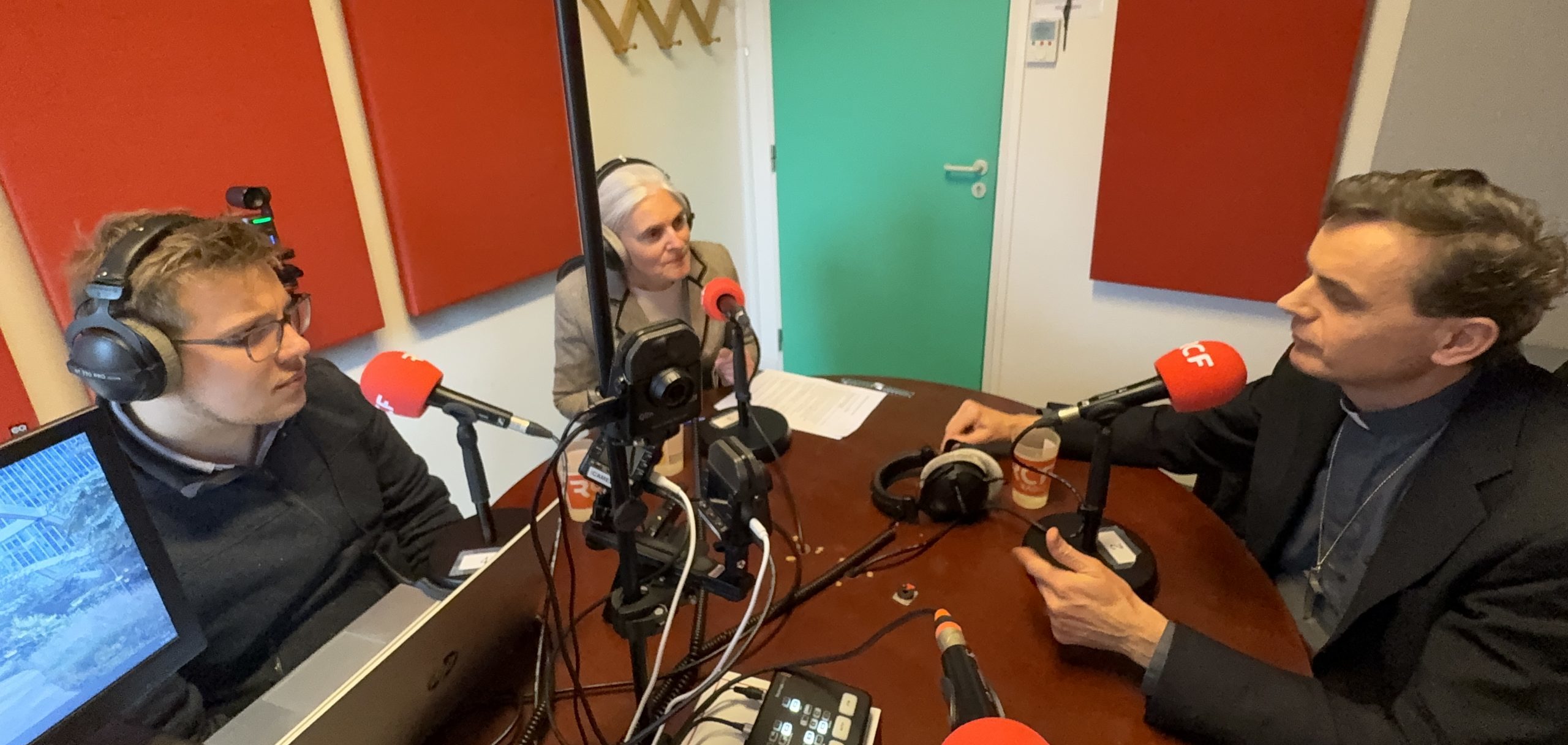 interview de Mgr Luc Terlinden avec Jean Lannoy et Angélique Tasiaux pour le Triduum Pascal, la fête de Pâques des chrétiens